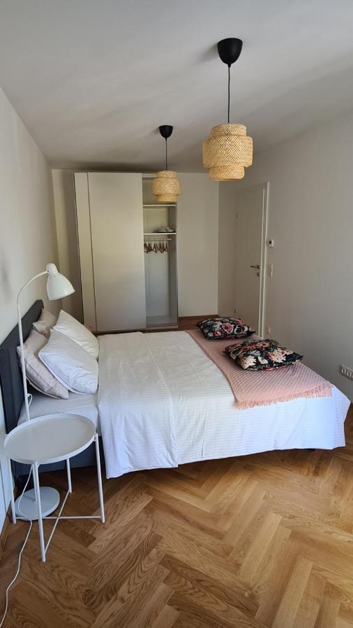 Top Apartments Kaiserebersdorf Viena Exterior foto
