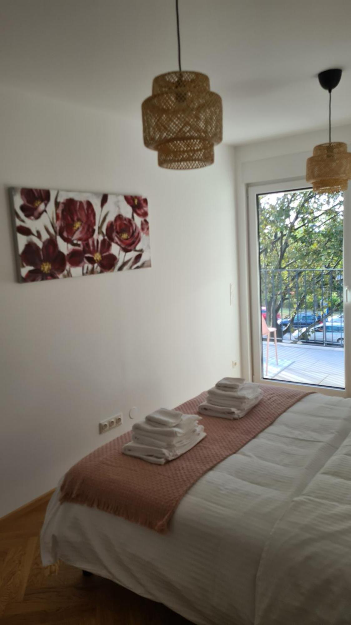 Top Apartments Kaiserebersdorf Viena Exterior foto